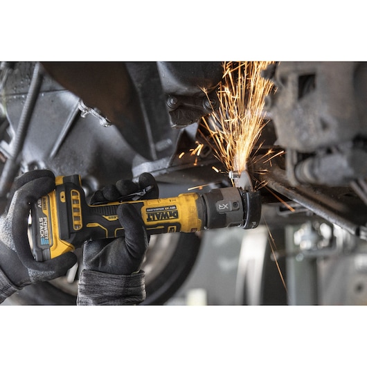 18V XR Brushless Compact Εργαλείο Κοπής 76mm (Μόνο το Εργαλείο)